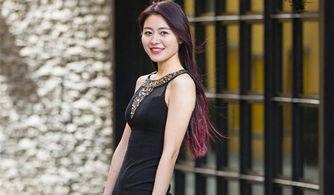 欲火在她的床上燃烧,激情床榻上的爱欲之旅