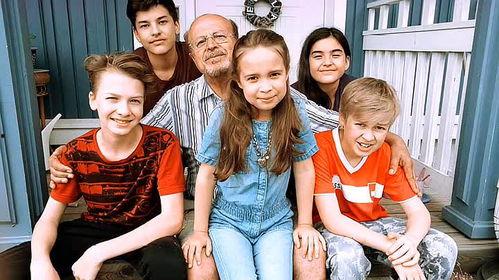 与辛格一家共度圣诞节,跨文化交流的欢乐时光